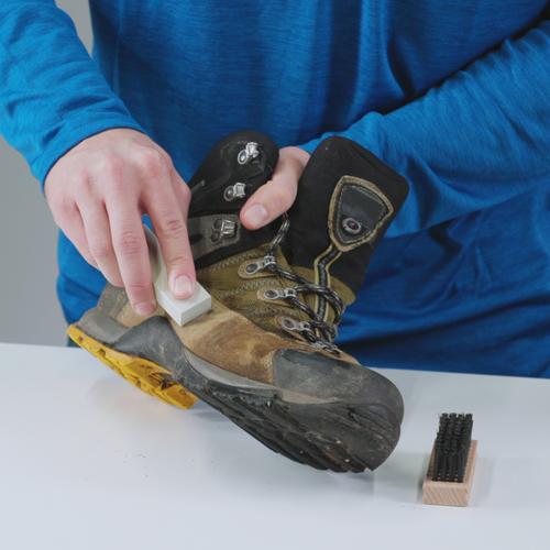 BOOT & SHOE CLEANER