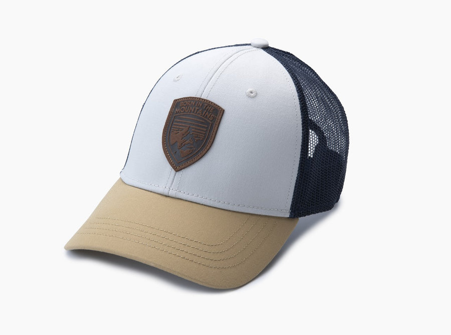 RUSTIK BORN TRUCKER