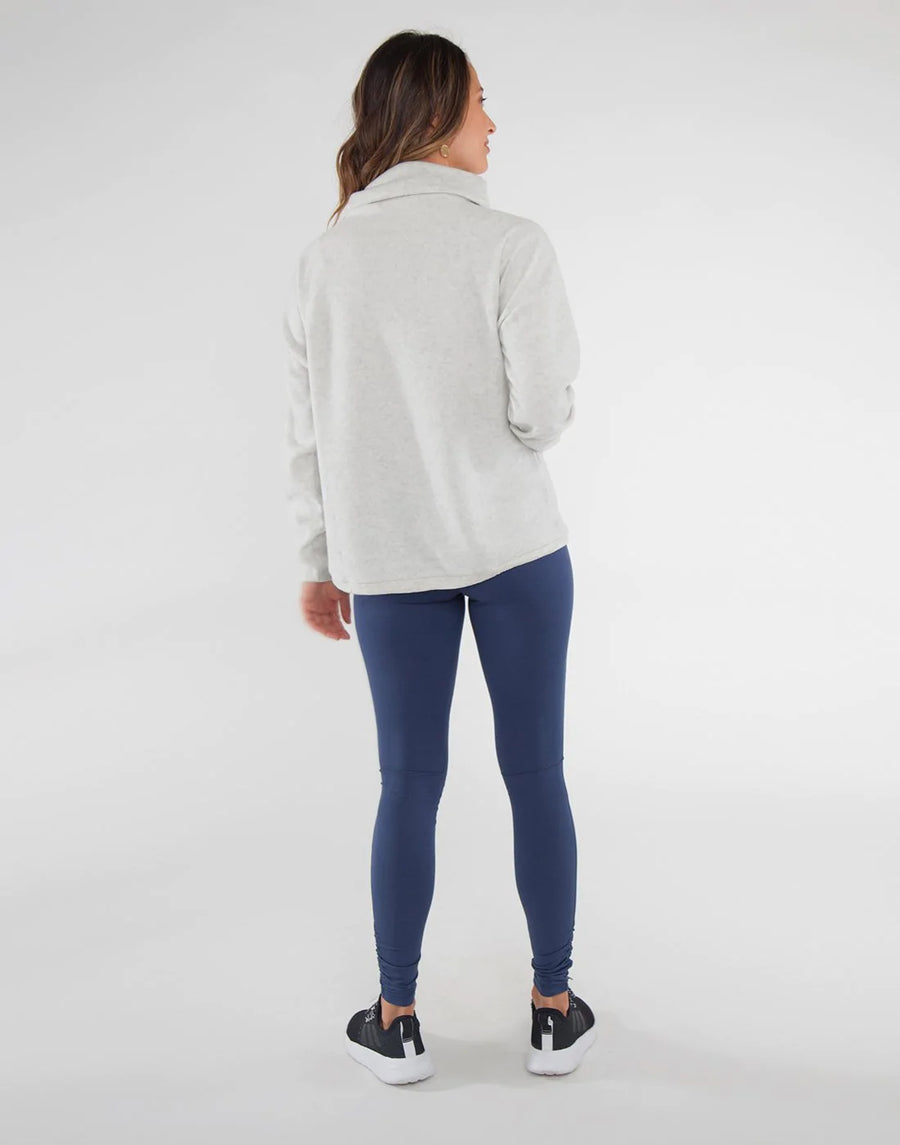 W ROWAYTON COWL