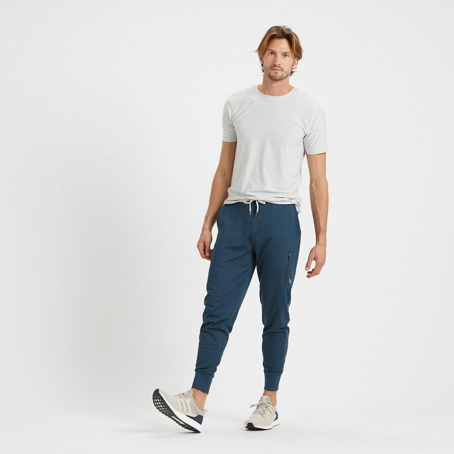 Vuori Men's Sunday Performance Jogger - Charcoal